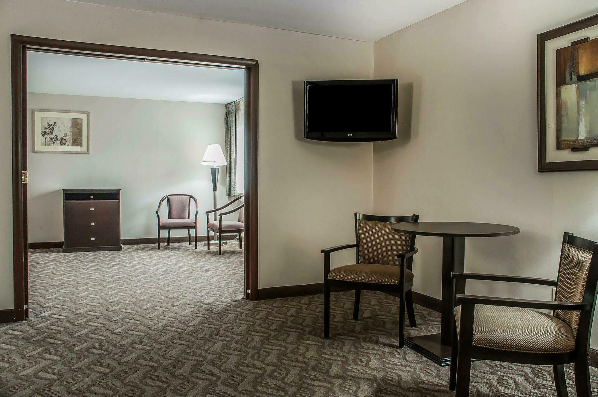 Quality Inn - Niagara Falls Blvd Екстер'єр фото