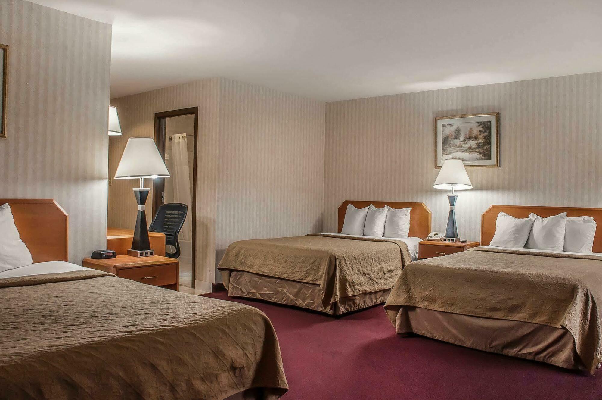 Quality Inn - Niagara Falls Blvd Екстер'єр фото