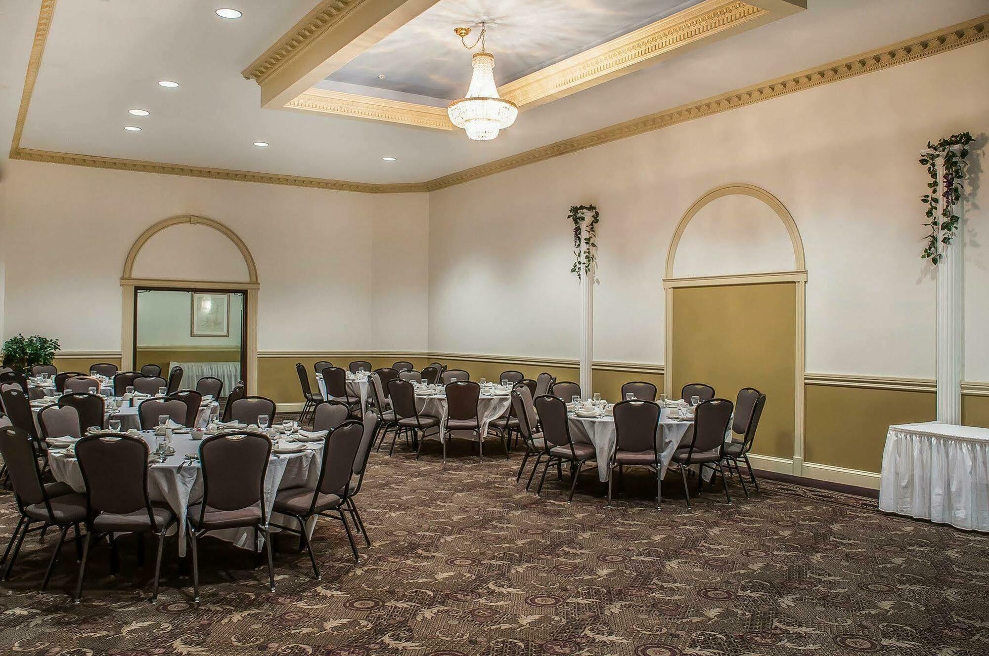 Quality Inn - Niagara Falls Blvd Екстер'єр фото